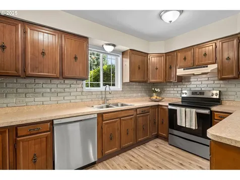 5706 NE 58th Court Vancouver WA 98661
