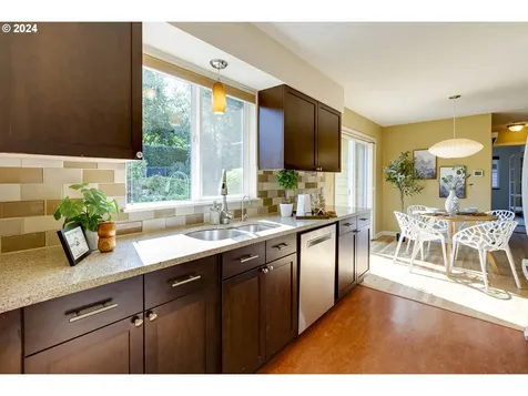 9926 Sw 59th Avenue Portland OR 97219
