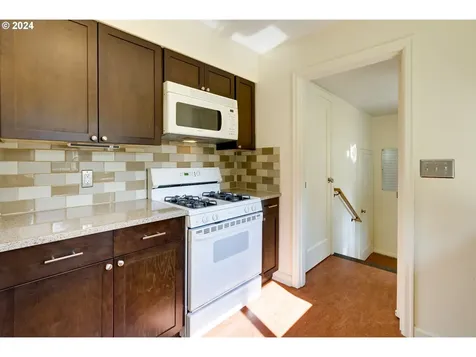 9926 Sw 59th Avenue Portland OR 97219