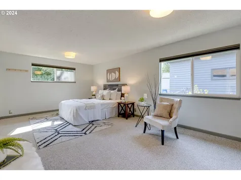 9926 Sw 59th Avenue Portland OR 97219
