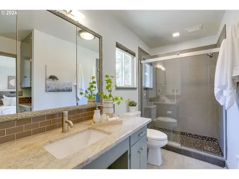 9926 Sw 59th Avenue Portland OR 97219