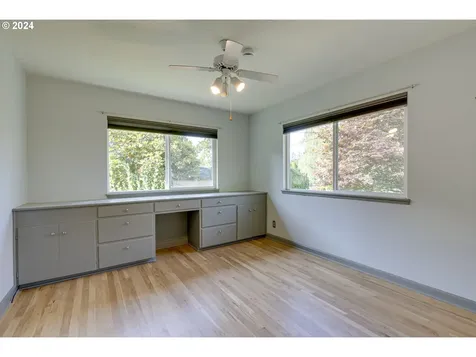 9926 Sw 59th Avenue Portland OR 97219