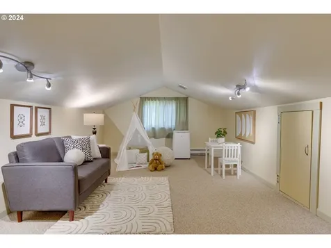 9926 Sw 59th Avenue Portland OR 97219
