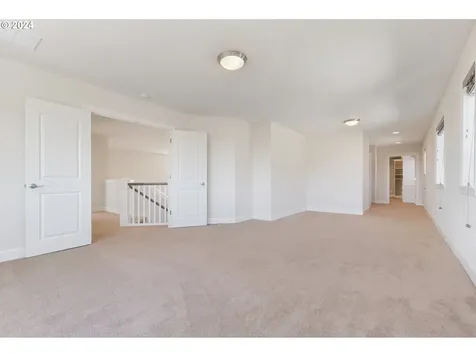 2106 N 6th Street Washougal WA 98671