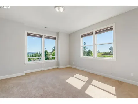2106 N 6th Street Washougal WA 98671