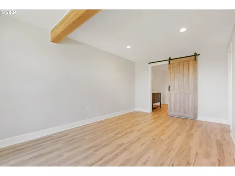 2106 N 6th Street Washougal WA 98671