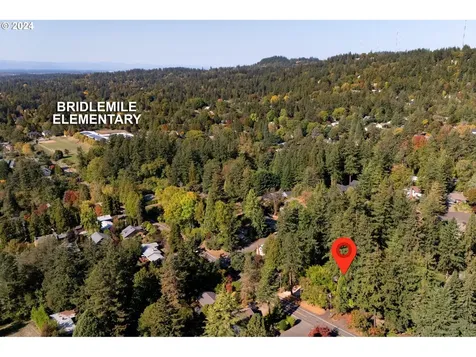 3901 SW Hamilton Street Portland OR 97221