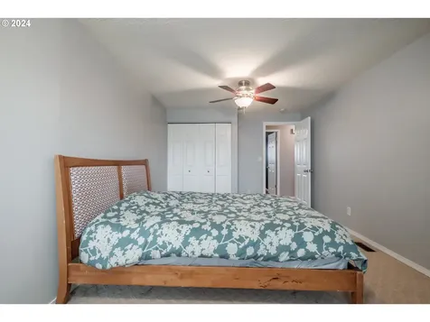 1565 Astor Way Woodburn OR 97071