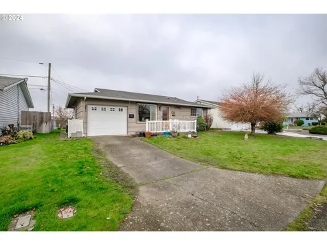 1565 Astor Way Woodburn OR 97071
