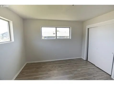 748 Ne Church Avenue Roseburg OR 97470