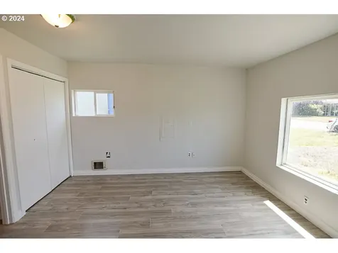 748 Ne Church Avenue Roseburg OR 97470