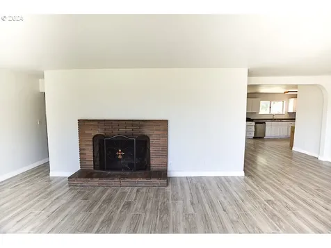 748 Ne Church Avenue Roseburg OR 97470
