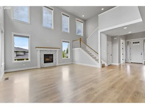 14140 Quail Court Oregon City OR 97045
