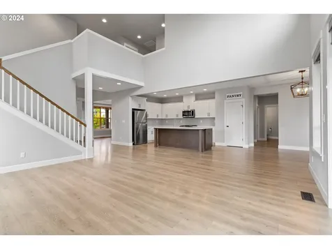 14140 Quail Court Oregon City OR 97045