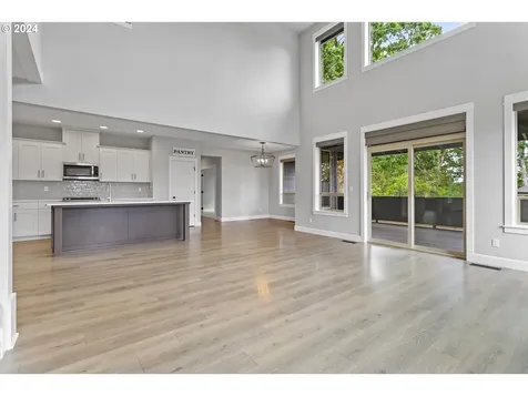 14140 Quail Court Oregon City OR 97045