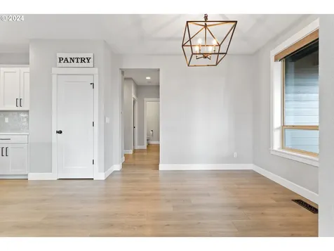 14140 Quail Court Oregon City OR 97045