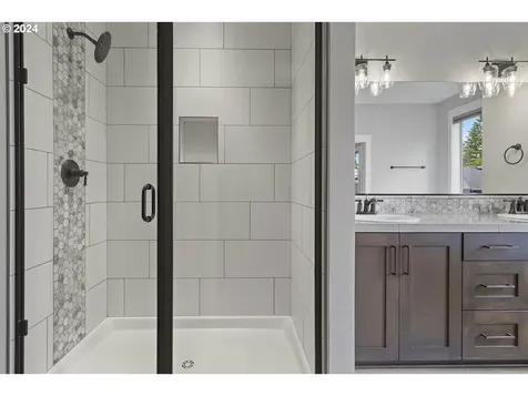 14140 Quail Court Oregon City OR 97045