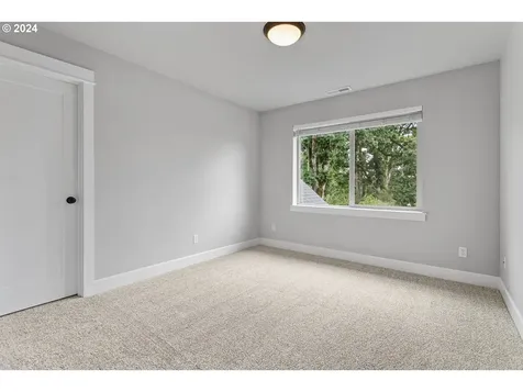 14140 Quail Court Oregon City OR 97045
