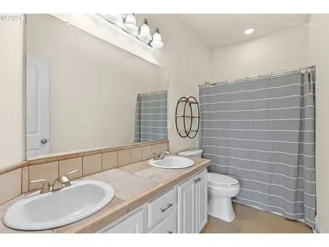 16816 SW Reghetto Street Sherwood OR 97140