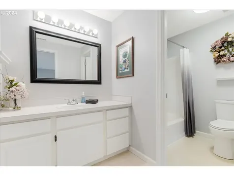 2015 Ne 137th Court Vancouver WA 98684
