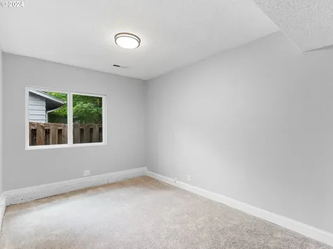 14903 Se Linden Lane Milwaukie OR 97267
