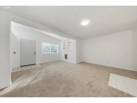 1419 NE 102nd Avenue Vancouver WA 98664