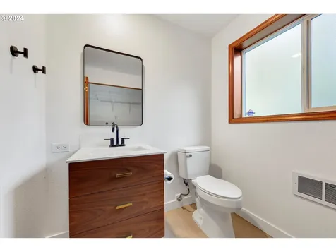 1419 NE 102nd Avenue Vancouver WA 98664