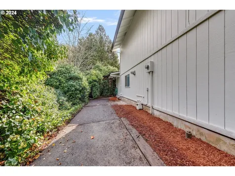 1419 NE 102nd Avenue Vancouver WA 98664