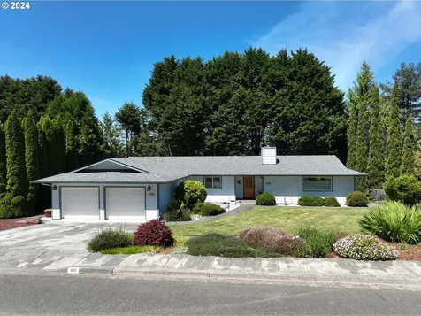 945 Helen Lane Brookings OR 97415