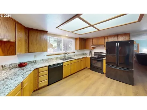 945 Helen Lane Brookings OR 97415