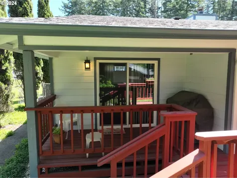 945 Helen Lane Brookings OR 97415