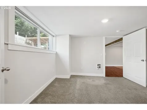 5109 NE 11th Avenue Portland OR 97211