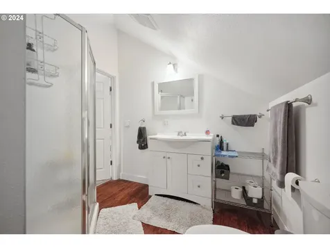 5109 NE 11th Avenue Portland OR 97211