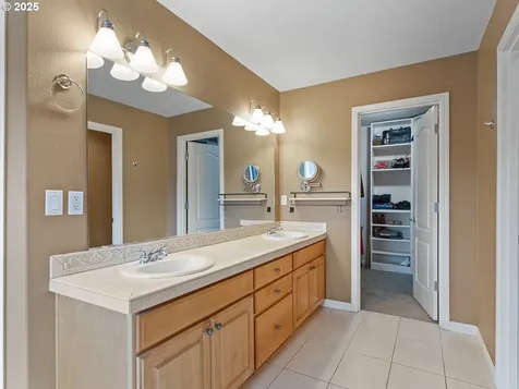 17701 NE 30th Street Vancouver WA 98682