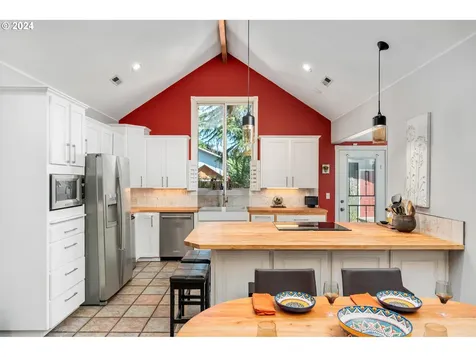1421 SE 4th Street Gresham OR 97080
