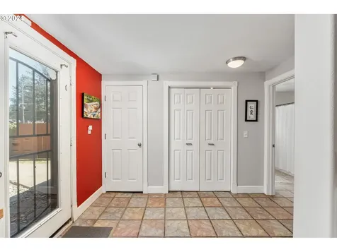1421 SE 4th Street Gresham OR 97080