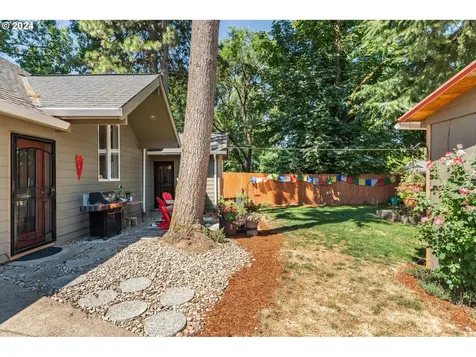 1421 SE 4th Street Gresham OR 97080