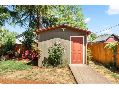 1421 SE 4th Street Gresham OR 97080