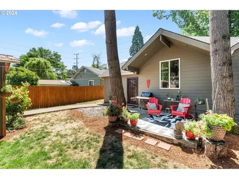 1421 SE 4th Street Gresham OR 97080