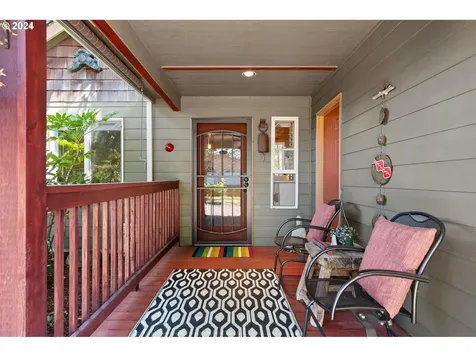 1421 SE 4th Street Gresham OR 97080