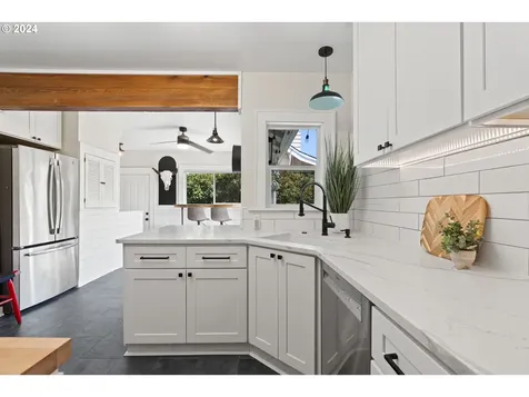 7506 Se 18th Avenue Portland OR 97202