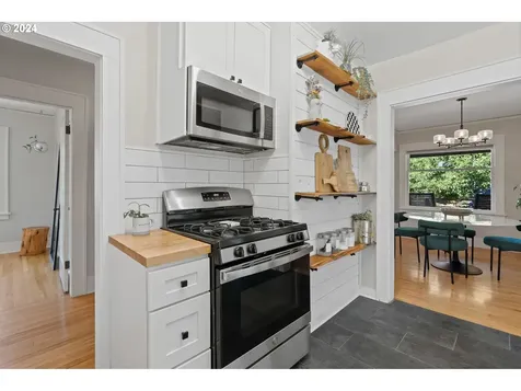 7506 Se 18th Avenue Portland OR 97202