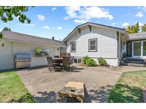 7506 Se 18th Avenue Portland OR 97202