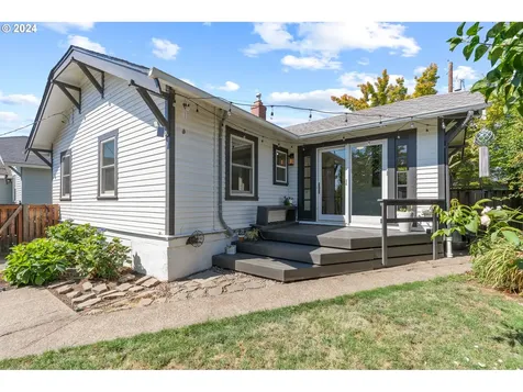 7506 Se 18th Avenue Portland OR 97202