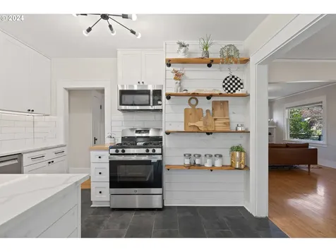 7506 Se 18th Avenue Portland OR 97202