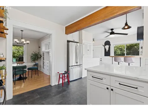 7506 Se 18th Avenue Portland OR 97202