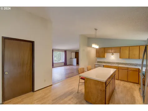 92254 Moore Road Warrenton OR 97146
