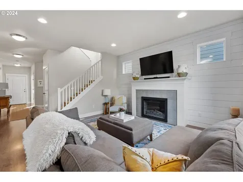 11211 NW 325th Avenue North Plains OR 97133