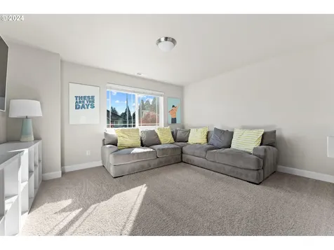11211 NW 325th Avenue North Plains OR 97133