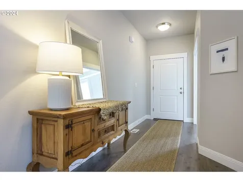 11211 NW 325th Avenue North Plains OR 97133